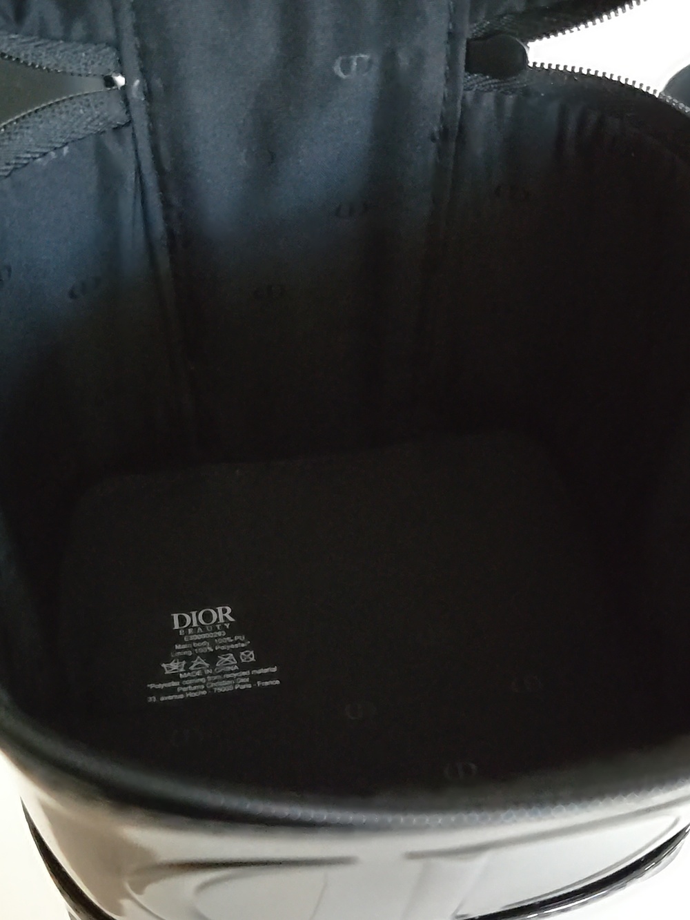 New In Box Never Used DIOR VANITY CASE Black Cosmetic Case Embossed CD Logo 5x4 - Picture 5 of 7